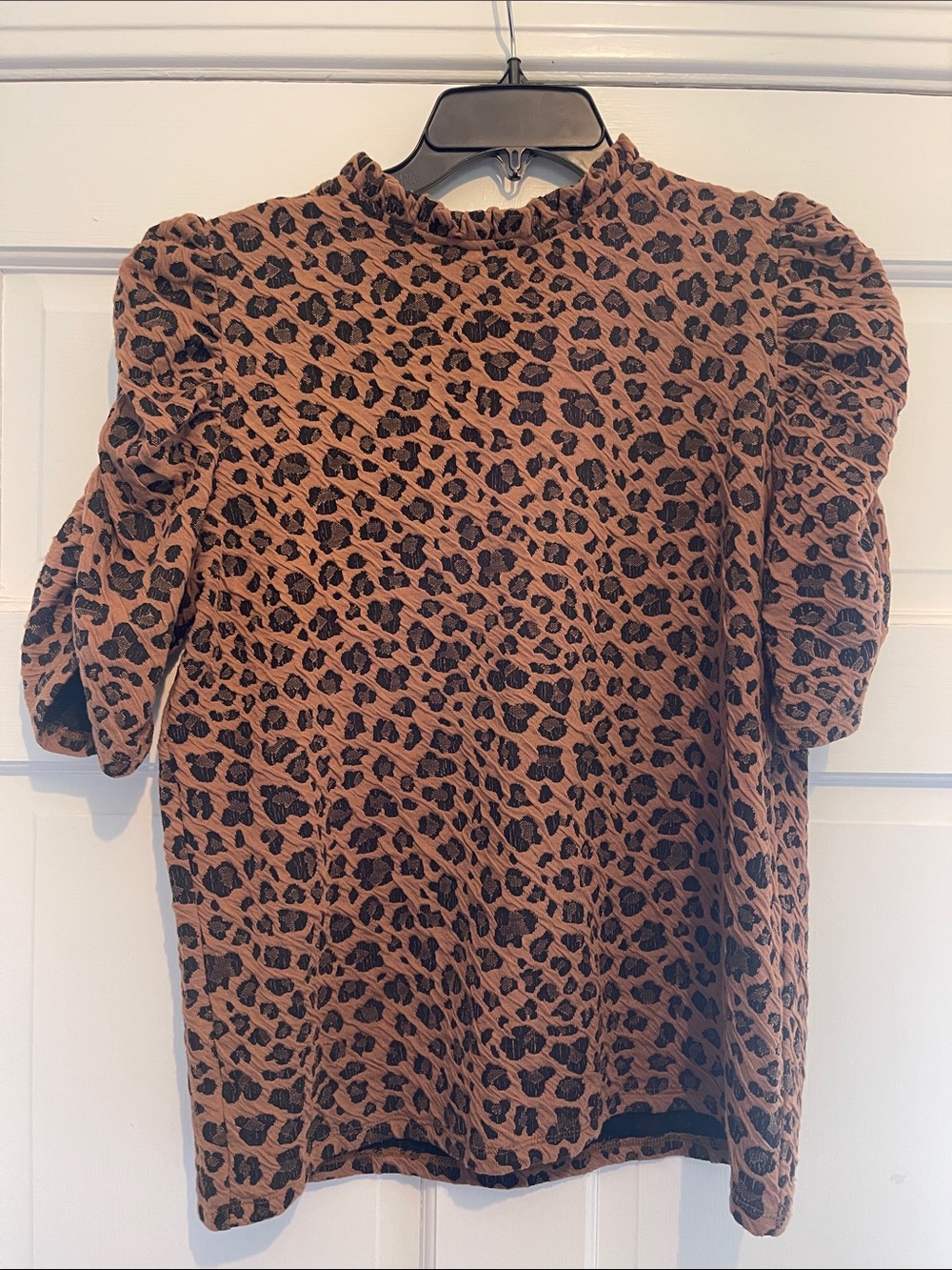THML Brown Leopard Print Puff-Sleeve Top